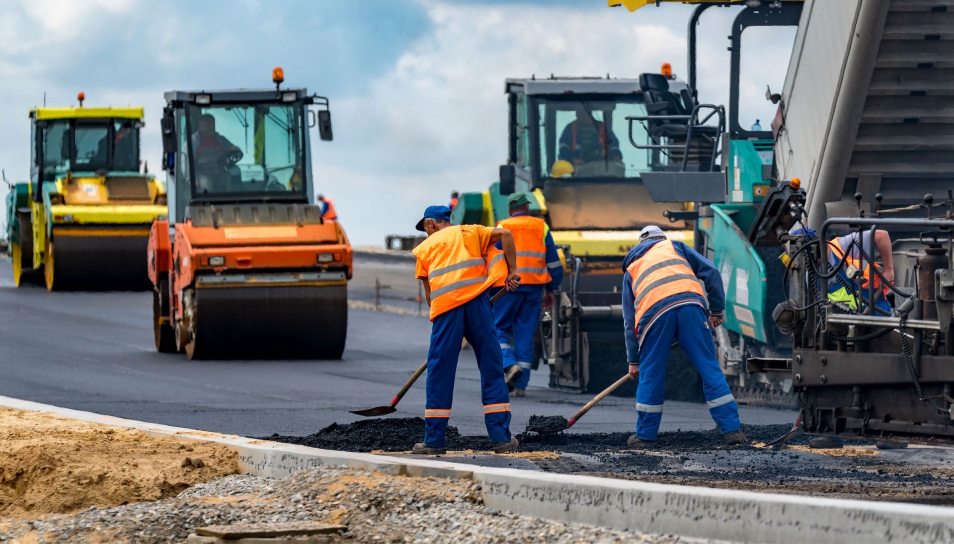 Reliable asphalt construction services in Charlottesville,VA for various projects.